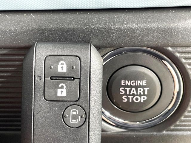 �y�L�[���X�X�^�[�g�V�X�e���z�J�o����|�P�b�g�ɓ��ꂽ�܂܂ł��h�A�̎{���E�������\�ȃX�}�[�g�L�[�𑕔��B�G���W���̃I���E�I�t�����J�M�����o���K�v����������Ƃ��Ă��֗��ł���