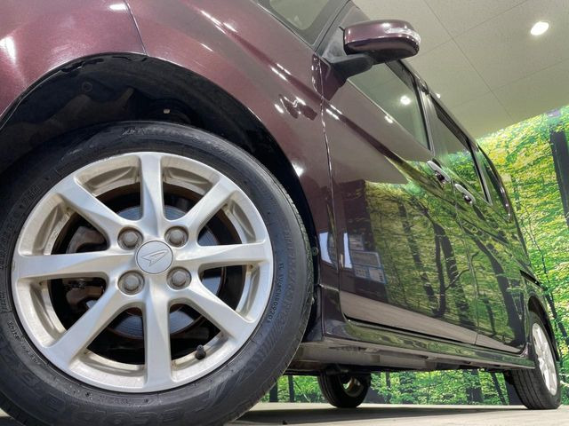 �y����14�C���`�A���~�z�C�[���z�O�ςɃ}�b�`���������A���~�z�C�[���𑕒����Ă���܂��B�e��ЊO�A���~�z�C�[����A�X�^�b�h���X�^�C�����戵�����Ă���܂��B���񂲑��k����������