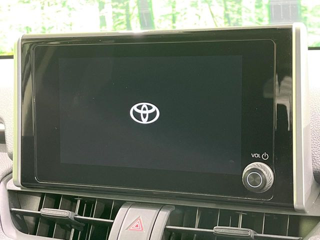 �y8�C���` �f�B�X�v���C�I�[�f�B�I�z���ʂ̃f�B�X�v���C��AppleCarPlay��AndroidAuto�����p�\�B�傫�ȉ�ʂŃX�}�z�i�r�A�v���������p���������܂���