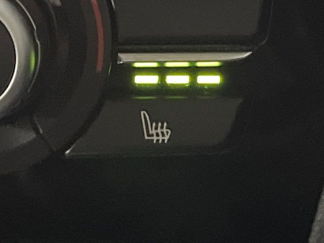 ���t�����g�V�[�g�q�[�e�B���O:�^�]�ȁE����ȋ��ɎO�i�K�Œ��߂��\�ȃV�[�g�q�[�^�[�𑕔����Ă���܂��B�G�߂��킸���K�ɂ��g�p���������܂��B