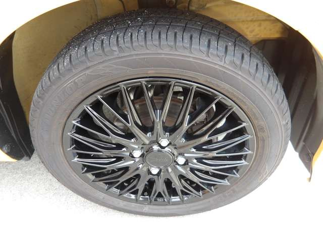 �ЊO15�C���`�A���~�z�C�[�����^�C�����������C��������!!���X�ł̓^�C�������A�G�A�[�������s�Ȃ��Ă���܂�!!