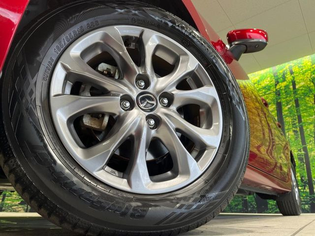 �O�ςɃ}�b�`���������A���~�z�C�[���𑕒����Ă���܂��B�e��ЊO�A���~�z�C�[����A�X�^�b�h���X�^�C�����戵�����Ă���܂��B���񂲑��k����������