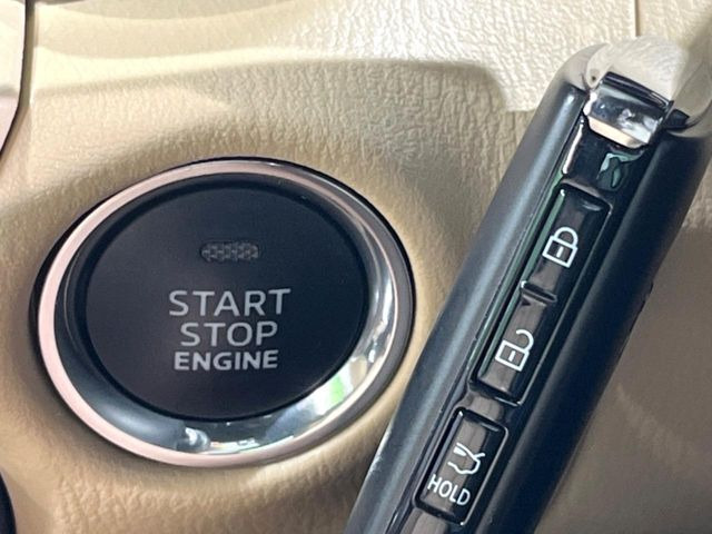 �y�A�h�o���X�g�L�[�z�J�o����|�P�b�g�ɓ��ꂽ�܂܂ł��h�A�̎{���E�������\�ȃX�}�[�g�L�[�𑕔��B�G���W���̃I���E�I�t�����J�M�����o���K�v����������Ƃ��Ă��֗��ł���