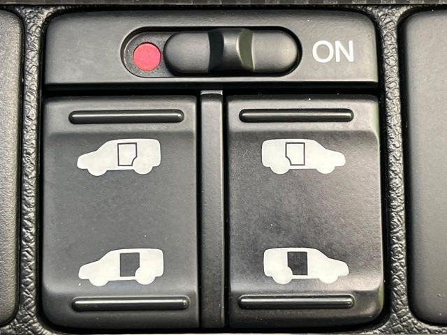 �y�����p���[�X���C�h�h�A�z�X�}�[�g�L�[��^�]�Ȃ̃X�C�b�`�Ō�ȗ����X���C�h�h�A�̊J���\���d��������͂����ăh�A���J����K�v�������A�����Ȃ��q�l�ł��ȒP�ɊJ���߂ł����K�ł���