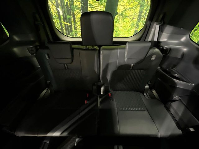 3��ڃV�[�g�͂�������ԗǍD����l�ł��������ƍ����Ē����܂��̂ŁA��l���ł̂��o���������N���N�ł��􂲉Ƒ��ŁA�C�̒m�ꂽ���ԂŁA�h���C�u�ɍs���̂��y���݂ł��ˁ�