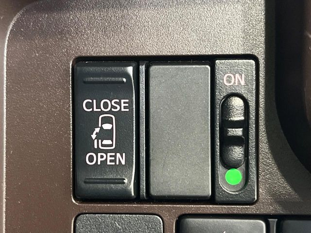 �y�p���[�X���C�h�h�A�z�X�}�[�g�L�[��^�]�Ȃ̃X�C�b�`�ŃX���C�h�h�A�̊J���\���d��������͂����ăh�A���J����K�v�������A���������q�l�ł��A�d���ו��������Ă��鎞�����N�ɊJ���߂ł��܂���