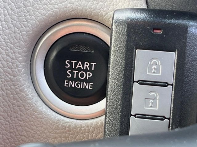 �y�C���e���W�F���g�L�[�z�J�o����|�P�b�g�ɓ��ꂽ�܂܂ł��h�A�̎{���E�������\�ȃX�}�[�g�L�[�𑕔��B�G���W���̃I���E�I�t�����J�M�����o���K�v����������Ƃ��Ă��֗��ł���