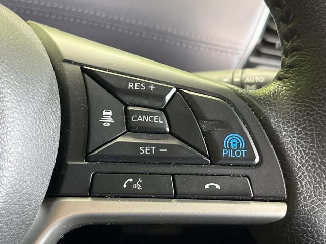 �y�v���p�C���b�g�z�������H�ł̒��������s���y��!!�a�؎��Ə��񑖍s�̃V�[���ŁA�A�N�Z���E�u���[�L�E�X�e�A�����O�������Ő��䂵�A�������^�]�̕��S���y�����Ă���܂���