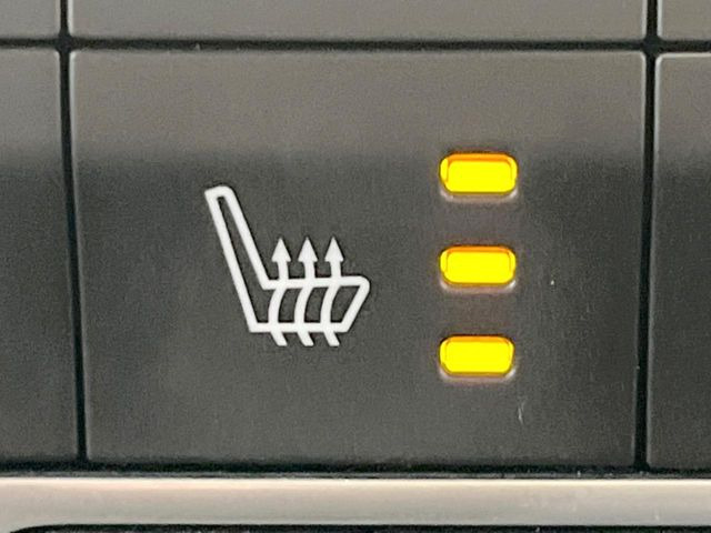 ���t�����g�V�[�g�q�[�e�B���O:�^�]�ȁE����ȋ��ɎO�i�K�Œ��߂��\�ȃV�[�g�q�[�^�[�𑕔����Ă���܂��B�G�߂��킸���K�ɂ��g�p���������܂��B