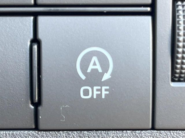 �y�A�C�h�����O�X�g�b�v�z�ԐM����a�؂Œ�Ԃ����ۂɃG���W�����~���A���ʂȔR���̏����}���܂��B�R��������ی�ɂȂ���@�\��G���W���̓u���[�L�𗣂��΍Ďn�����܂��B