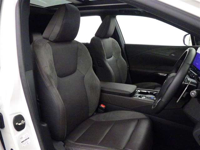 RX450h プラス バージョンL 4WD