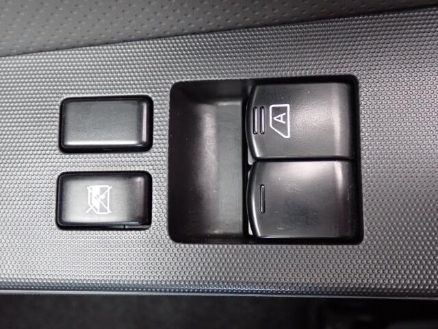 �O�Ȃ̑��̊J�͓d���ɂȂ�܂��̂ŁA�֗��ł���ˁB