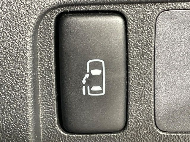 �y�p���[�X���C�h�h�A�z�X�}�[�g�L�[��^�]�Ȃ̃X�C�b�`�ŃX���C�h�h�A�̊J���\���d��������͂����ăh�A���J����K�v�������A���������q�l�ł��A�d���ו��������Ă��鎞�����N�ɊJ���߂ł��܂���