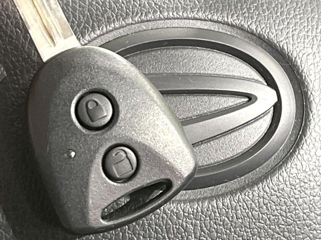 �y�L�[���X�z�������ꂽ�ꏊ����ł��{�^����Ńh�A�̊J���E�{�����ł���̂łƂ��Ă��֗�!�h�A�̌�������ɏ������邱�Ƃ�����܂����