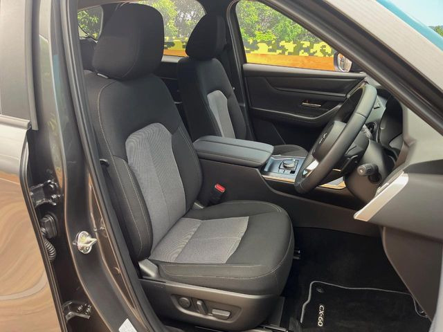 �^�]�ȃV�[�g���͎g�p�������Ȃ��A�ǍD�ȏ�ԂƂȂ��Ă��܂��B���J�Ɏg���Ă������Ƃ��悭�킩��܂��ˁB