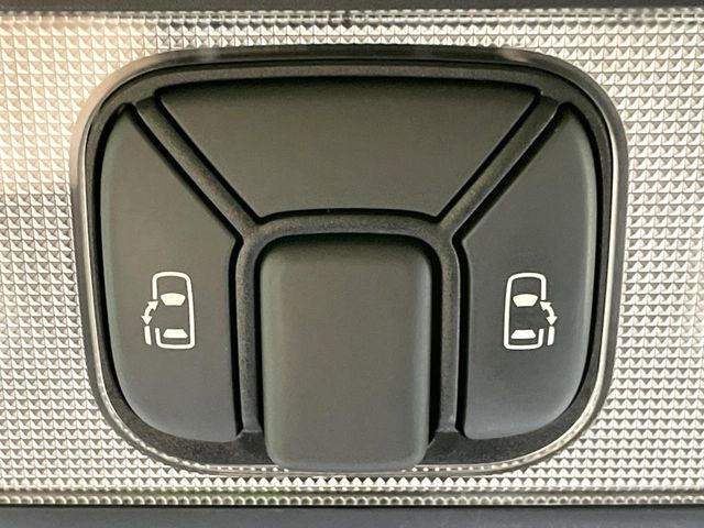 �y�����p���[�X���C�h�h�A�z�X�}�[�g�L�[��^�]�Ȃ̃X�C�b�`�Ō�ȗ����X���C�h�h�A�̊J���\���d��������͂����ăh�A���J����K�v�������A�����Ȃ��q�l�ł��ȒP�ɊJ���߂ł����K�ł���