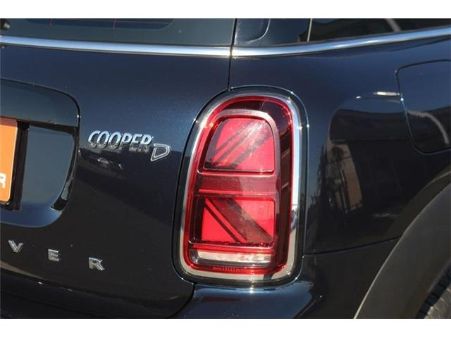 ���Ǝҗl�ւ̔̔��͂��f�肳���Ă��������܂��B �Ԍ������ԗ��̏ꍇ�́A�Ԍ����擾�������x�������z�ŕ\�����Ă���܂��B