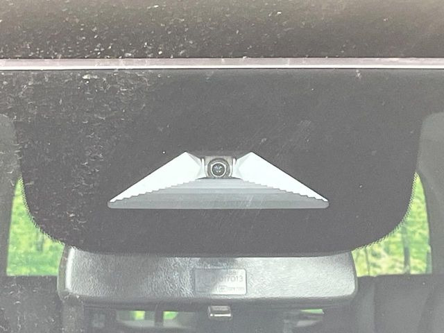 �y�z���_�Z���V���O�z���s���ɑO���̎ԗ�����F�����A�Փ˂������Ȏ��͌x��ƃu���[�L�ŏՓˉ���Ɣ�Q�y�����A�V�X�g�B�����S�Ƀh���C�u�����y���݂��������܂��B