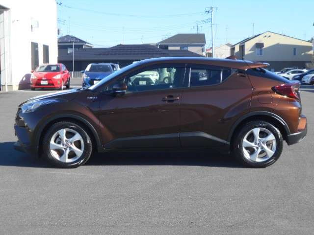 C-HRハイブリッド 1.8 S