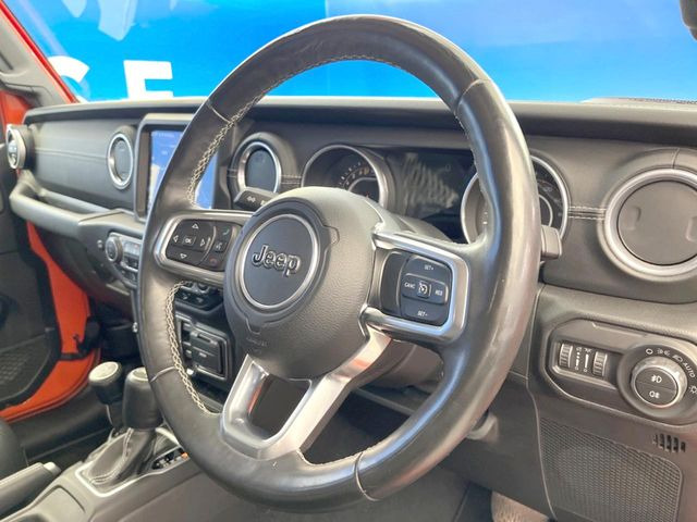 ���n���h�����̃X�������Ȃ��A���ꂢ�ȏ�Ԃ��ێ����Ă���܂��B�e�X�C�b�`���̓�����m�F�ς݂ł��B