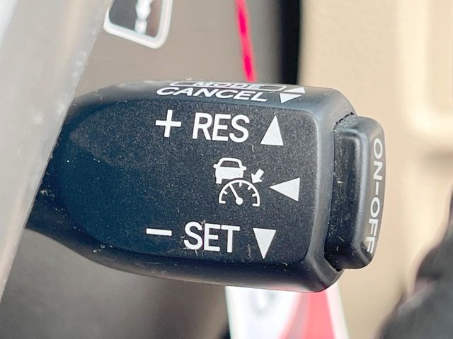 �y���[�_�[�N���[�Y�R���g���[���z�������H�ł̒��������s���y��!!�����ő��x��ۂN���[�Y�R���g���[�����A�Փˌy���V�X�e���ƘA�g���A�O���̎ԗ������m���ĎԊԂ�ۂ悤�ɑ��x���߂��Ă���܂�!!