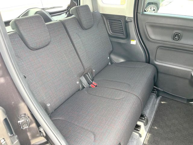 �L�X�Ƃ���2��ڃV�[�g�͋��Z���������A���S�n�����K!�F�B��Ƒ��Ƃ̂��o�����ɂ҂�����ł��B�x�r�[�V�[�g��`���C���h�V�[�g�g�p�������K�ɂ��߂�������������\���ȋ�Ԃ��m�ۂ��Ă��܂��B