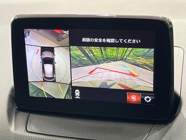 �y360&deg;�r���[���j�^�[�z��p�̃J�����ɂ��A�ォ�猩���낵���悤�Ȏ��_��360�x�N���}�̎��͂��m�F���邱�Ƃ��ł��܂������p�������m�F���₷���A�����ꏊ�ł̐؂�Ԃ��⒓�Ԃ��X���[�Y�ɍs���܂��B