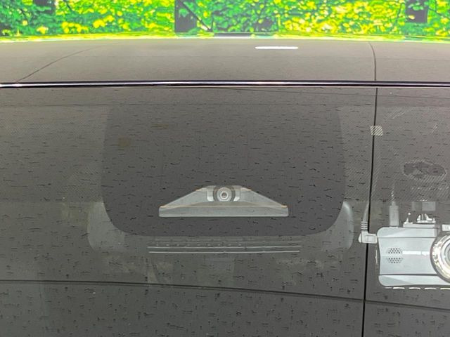 �y�g���^�Z�[�t�e�B�Z���X�z���s���ɑO���̎ԗ�����F�����A�Փ˂������Ȏ��͌x��ƃu���[�L�ŏՓˉ���Ɣ�Q�y�����A�V�X�g�B�����S�Ƀh���C�u�����y���݂��������܂��B