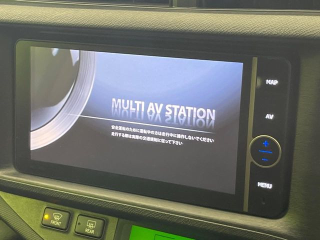 �y�����i�r�z�l�C�̏����i�r�𑕔����Ă���܂��B�i�r�̎g���₷���͂������A�I�[�f�B�I�@�\���[��!�L�����v�◷�s�͂������A�ʋ΂┃�����ȂǕ��i�̃h���C�u���y�����Ȃ�͂���