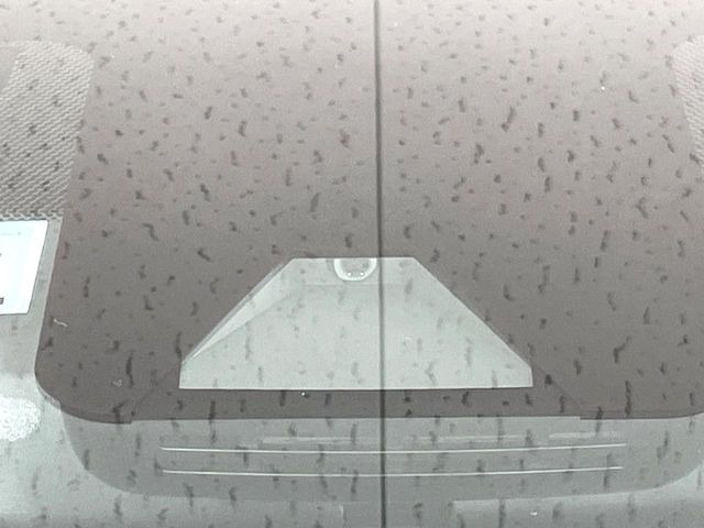 �y�g���^�Z�[�t�e�B�Z���X�z���s���ɑO���̎ԗ�����F�����A�Փ˂������Ȏ��͌x��ƃu���[�L�ŏՓˉ���Ɣ�Q�y�����A�V�X�g�B�����S�Ƀh���C�u�����y���݂��������܂��B