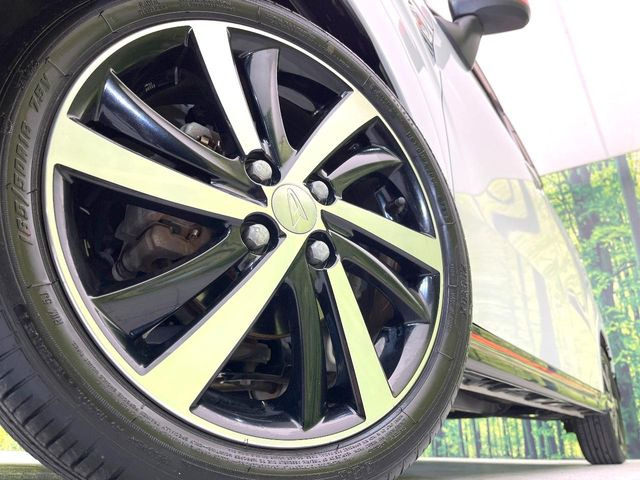 �y����16�C���`�A���~�z�C�[���z�O�ςɃ}�b�`���������A���~�z�C�[���𑕒����Ă���܂��B�e��ЊO�A���~�z�C�[����A�X�^�b�h���X�^�C�����戵�����Ă���܂��B���񂲑��k����������