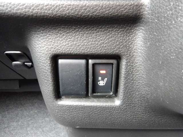 �V�[�g�q�[�^�[���������ɏd�󂷂�V�[�g�q�[�^�[�ł�!�G�A�R�������������܂��Ă����̂Ŋ�����̐l�����S�ł��ˁ��G�A�R���̉��x�͊������邩����A�Ƃ������ɂ��I�X�X���ł�!!