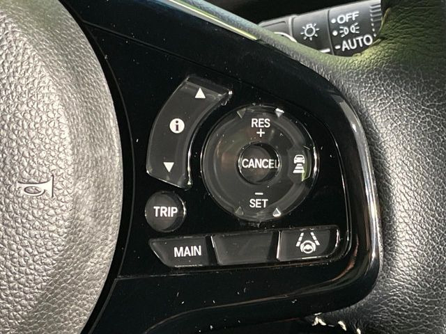 �y�A�_�v�e�B�u�N���[�Y�R���g���[���z�������H�ł̒��������s���y��!!�����ő��x��ۂN���[�Y�R���g���[�����A�Փˌy���V�X�e���ƘA�g���A�O���̎ԗ������m���ĎԊԂ�ۂ悤�ɑ��x���߂��Ă���܂�!!