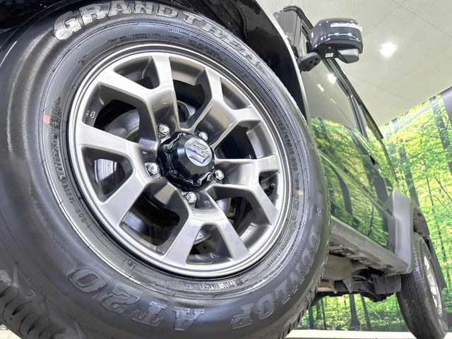 �y����15�C���`�A���~�z�C�[���z�O�ςɃ}�b�`���������A���~�z�C�[���𑕒����Ă���܂��B�e��ЊO�A���~�z�C�[����A�X�^�b�h���X�^�C�����戵�����Ă���܂��B���񂲑��k����������