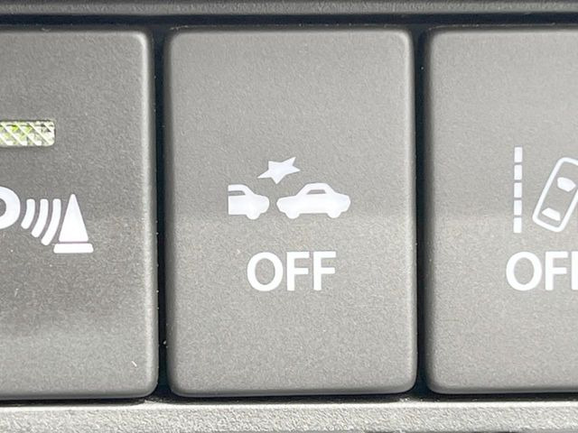 �y�X�Y�L �Z�[�t�e�B�T�|�[�g�z���s���ɑO���̎ԗ�����F�����A�Փ˂������Ȏ��͌x��ƃu���[�L�ŏՓˉ���Ɣ�Q�y�����A�V�X�g�B�����S�Ƀh���C�u�����y���݂��������܂��B