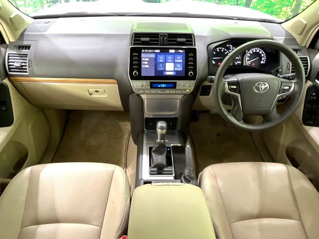 グループ総在庫数約30,000台!!全国の系列店からメーカー・車種問わずご紹介出来るので、あなたにピッタリのお車が見つかるはずです♪まずはお問い合わせ下さい☆