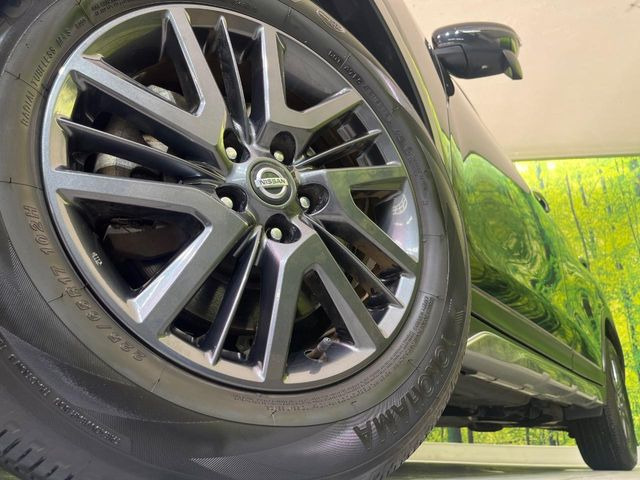 �y����17�C���`�A���~�z�C�[���z�O�ςɃ}�b�`���������A���~�z�C�[���𑕒����Ă���܂��B�e��ЊO�A���~�z�C�[����A�X�^�b�h���X�^�C�����戵�����Ă���܂��B���񂲑��k����������