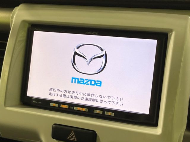 �y�����i�r�z�l�C�̏����i�r�𑕔����Ă���܂��B�i�r�̎g���₷���͂������A�I�[�f�B�I�@�\���[��!�L�����v�◷�s�͂������A�ʋ΂┃�����ȂǕ��i�̃h���C�u���y�����Ȃ�͂���