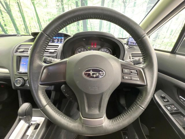 �y�����v�����X�e�A�����O�z�㎿�Ȋv���g�p���邱�ƂŁA��ɂ����������݂ƂĂ��^�]���₷���n���h���ł���