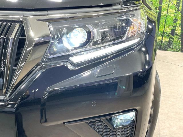 ヘッドライトやテールランプ&アルミホイール等の各種コーティングもオススメしております。レンズ部分の黄ばみや汚れを抑え、きれいな状態をメンテナンスレスで保てます♪