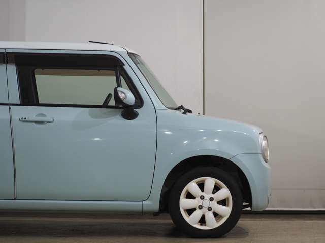 LINE�n�߂܂�����l�b�g�ɂ͍ڂ��Ă��Ȃ��ʐ^���������A�G���W���������������Ȃǂ̂��v�]�ɂ��������܂�!�F�B�o�^���ă��b�Z�[�W�������M������(^&omega;^)