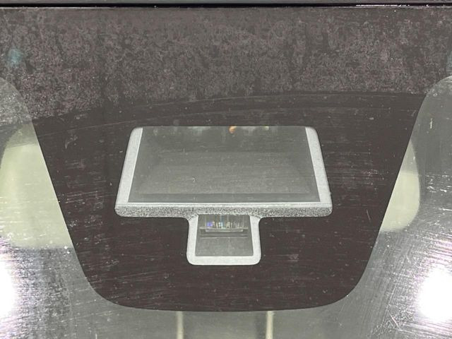 �y���[�_�[�u���[�L�T�|�[�g�z���s���ɑO���̎ԗ�����F�����A�Փ˂������Ȏ��͌x��ƃu���[�L�ŏՓˉ���Ɣ�Q�y�����A�V�X�g�B�����S�Ƀh���C�u�����y���݂��������܂��B