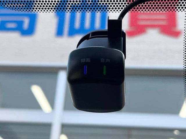 �y�h���C�u���R�[�_�[�z���S�E���S�ȃJ�[���C�t�ɕK�{�̃h���C�u���R�[�_�[�𑕔�!���s���͂������A������^�]�⎖�̂ɑ��������ۂ̏󋵂��f���ŋL�^���A����̃��X�N�ɔ����܂��B