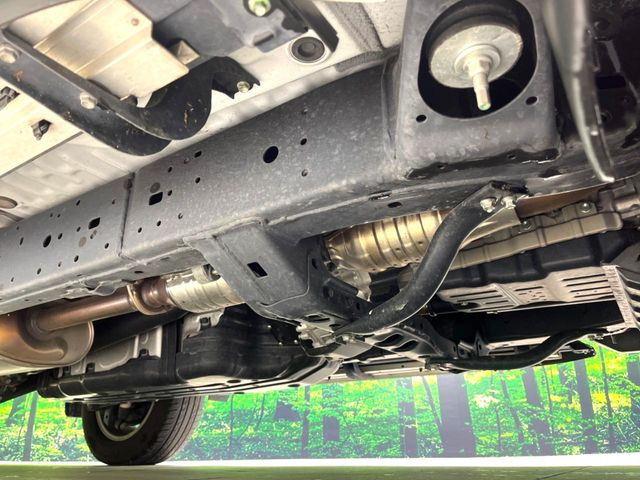 下回りがきれいなうちに、防錆加工の施工がオススメ。降雪地域はもちろん、沿岸部にお住いの方や、趣味でマリン・ウィンタースポーツをされる方にご好評いただいております。