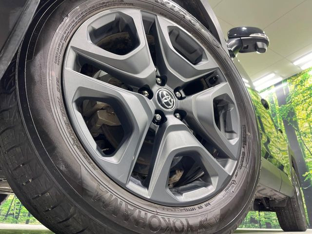 �y����19�C���`�A���~�z�C�[���z�O�ςɃ}�b�`���������A���~�z�C�[���𑕒����Ă���܂��B�e��ЊO�A���~�z�C�[����A�X�^�b�h���X�^�C�����戵�����Ă���܂��B���񂲑��k����������