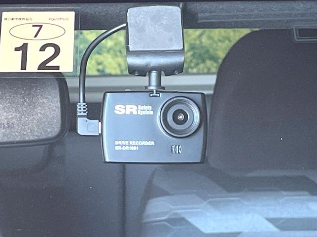 �y�h���C�u���R�[�_�[�z���S�E���S�ȃJ�[���C�t�ɕK�{�̃h���C�u���R�[�_�[�𑕔�!���s���͂������A������^�]�⎖�̂ɑ��������ۂ̏󋵂��f���ŋL�^���A����̃��X�N�ɔ����܂��B