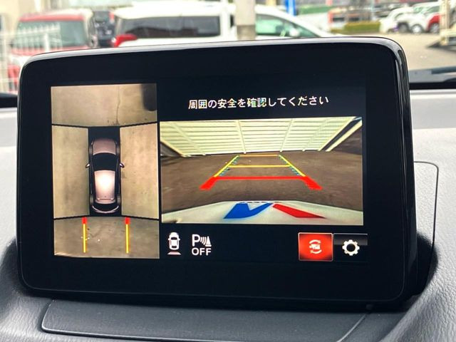 �y360&deg;�r���[���j�^�[�z��p�̃J�����ɂ��A�ォ�猩���낵���悤�Ȏ��_��360�x�N���}�̎��͂��m�F���邱�Ƃ��ł��܂������p�������m�F���₷���A�����ꏊ�ł̐؂�Ԃ��⒓�Ԃ��X���[�Y�ɍs���܂��B