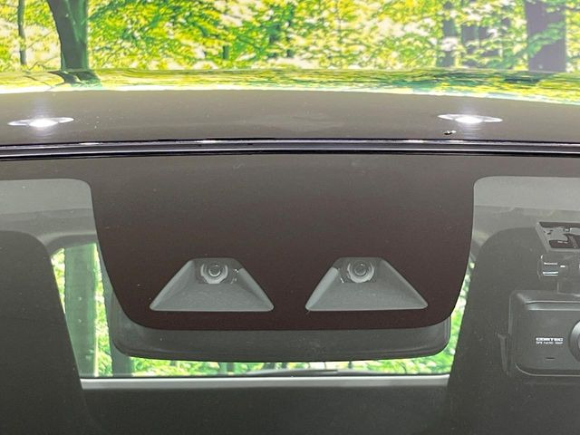 �y�X�}�[�g�A�V�X�g�z���s���ɑO���̎ԗ�����F�����A�Փ˂������Ȏ��͌x��ƃu���[�L�ŏՓˉ���Ɣ�Q�y�����A�V�X�g�B�����S�Ƀh���C�u�����y���݂��������܂��B