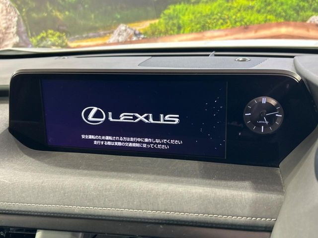 �y10.3�C���`���C�h�i�r�z�������ƃC���p�N�g�̂����^���C�h�i�r�𑕔��B�e��I�[�f�B�I����͂������A�������C�h��ʂł̃}�b�v2�����\���ȂǁA���֐��������i�r�ł���