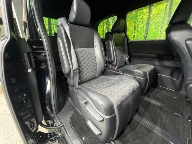 ���ڒ����̓E�H�[�N�X���[�ƂȂ��Ă���܂��B���ڂƎO��ڂ̈ړ�����~�肪�Ƃ��Ă��y�ɂȂ�̂ŁA���~��̍ۂ��X�g���X�������邱�Ƃ͂���܂����